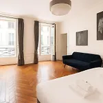 Luxurious In The Heart Of 3bdr Apartmán